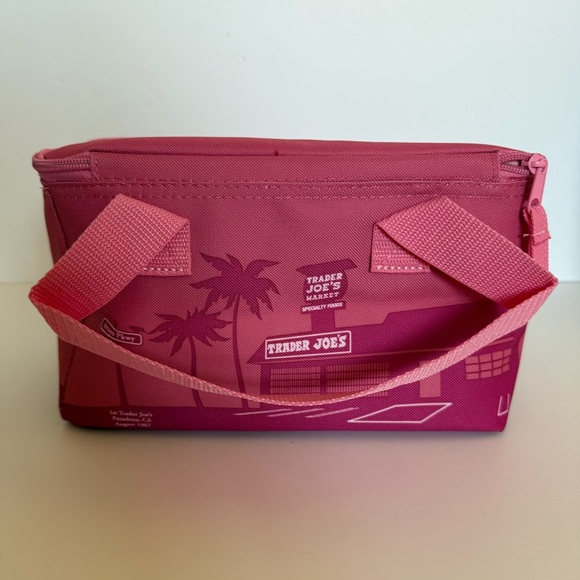 🆕 Trader Joe’s mini Pink Insulated Bag - Picture 2 of 6